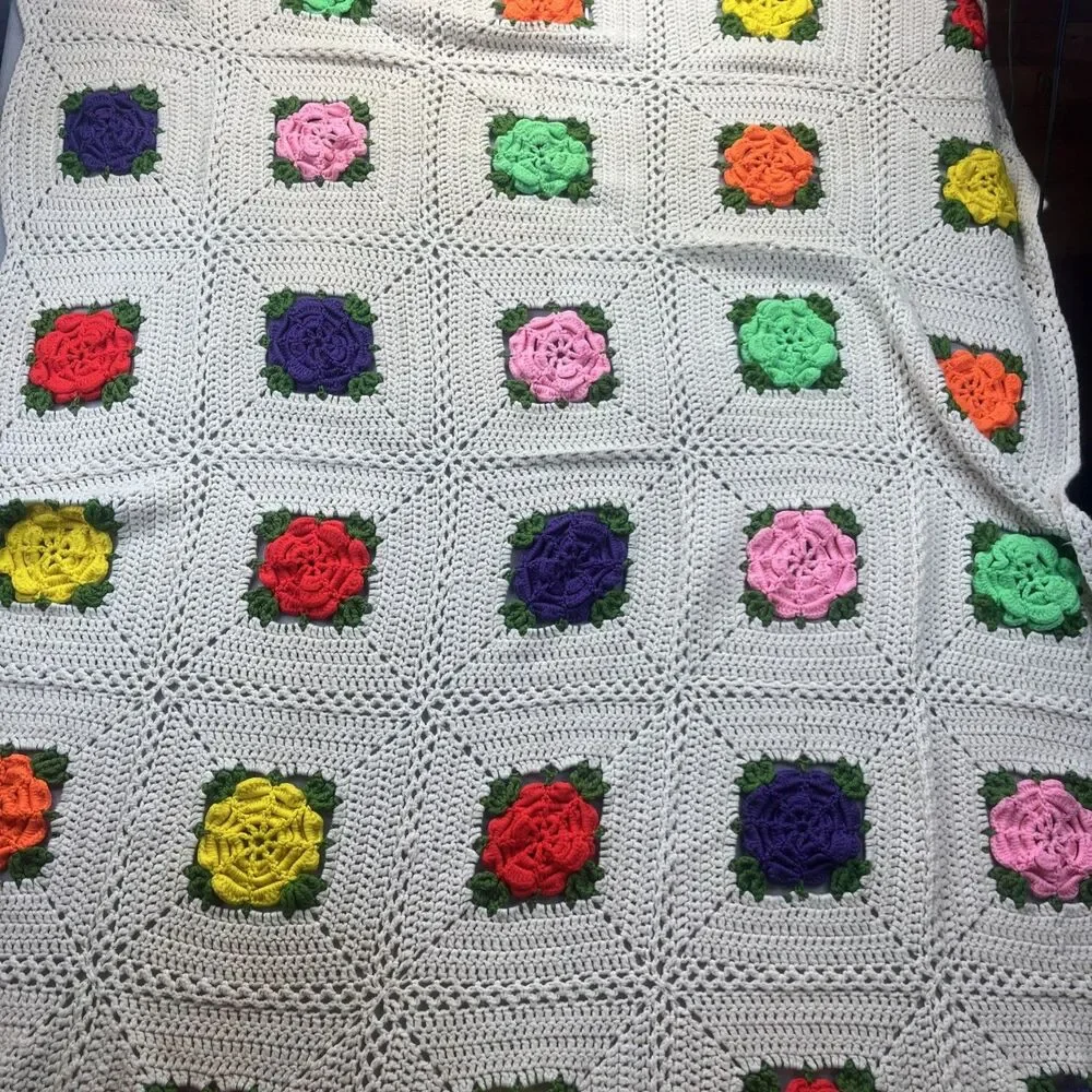 Afghan Handmade Vintage 3D Flower Granny Square Crochet Grandma Core 70